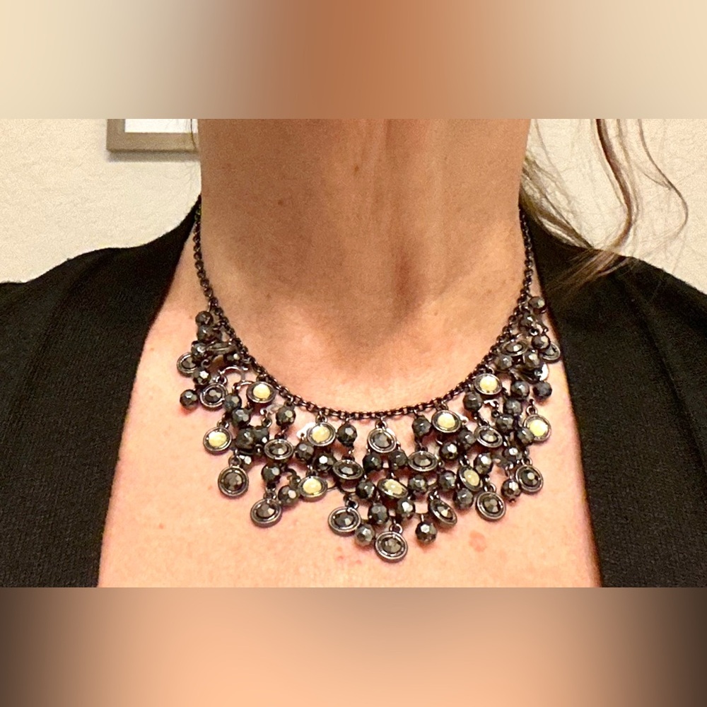 Liz Claiborne Bib/Collar Necklace 16” + 2” Vintage